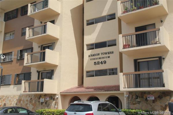 Aragon Towers, 5249 NW 7th St #210, Miami, Florida 33126, image 2