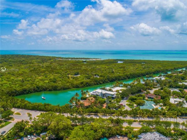 Casa Del Mar, 881 Ocean Dr #9A, Key Biscayne, Florida 33149, image 2