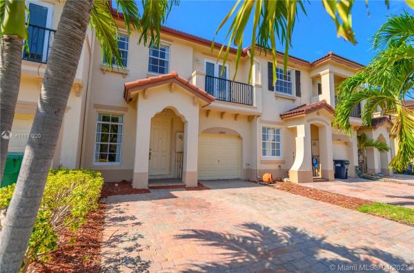 Tuscany Village, 12867 SW 132nd Ter, Three Lakes, Florida 33186, image 2