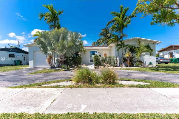 Whispering Pines Estates, 9241 SW 192nd Dr, Cutler Bay, Florida 33157, image 2