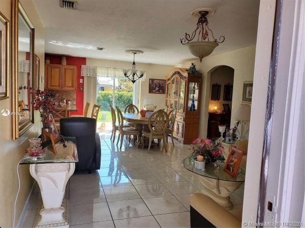 Miller Heights, 9620 SW 47th St, Olympia Heights, Florida 33165, image 2