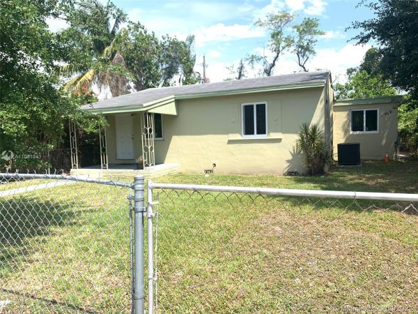 North Silver Crest Manors, 1185 NW 118th St, Pinewood, Florida 33168, image 1