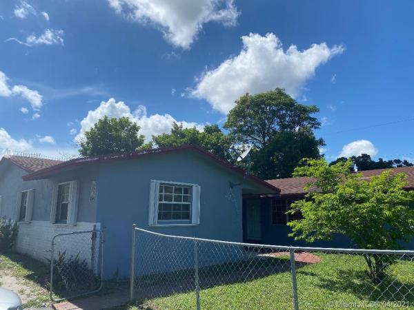 Lauderhill Manor, Lauderhill, Florida 33313, image 2