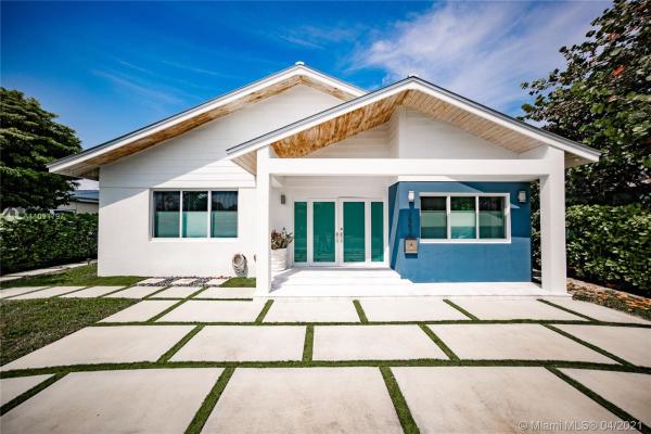 Treasure Island, 7552 Cutlass Ave, North Bay Village, Florida 33141, image 2