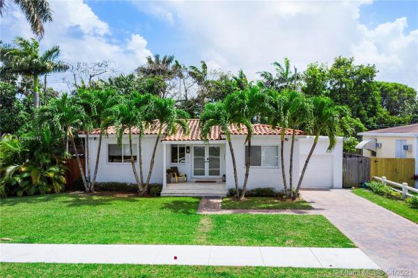 570 NE 111th St, Unincorporated Dade County, Florida 33161, image 2