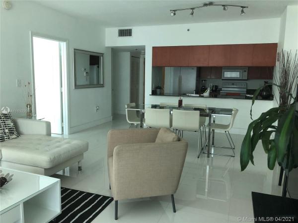 The Club At Brickell Bay, 1200 Brickell Bay Dr #4303, Miami, Florida 33131, image 2