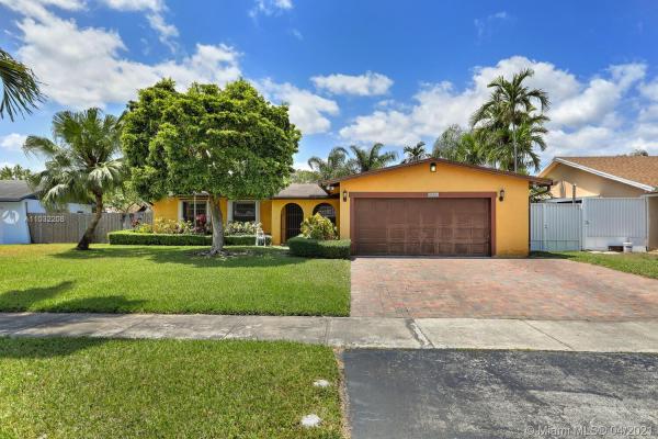 Winston Park, 8542 SW 133rd Ave, Kendale Lakes, Florida 33183, image 2