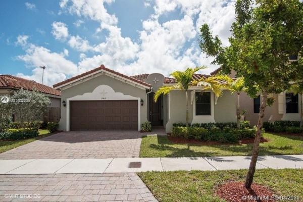 Venetian Parc, 15412 SW 173rd Ln, Richmond West, Florida 33187, image 2