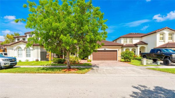 1165 SW 150th Pl, Unincorporated Dade County, Florida 33194, image 2