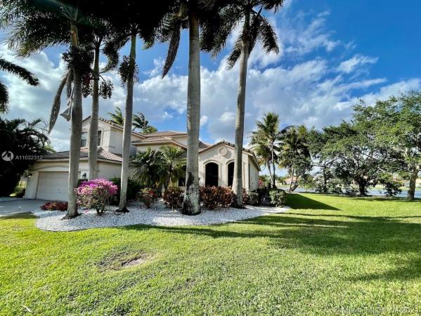 Fairfax Lake, 483 Fairmont Ln, Weston, Florida 33326, image 1