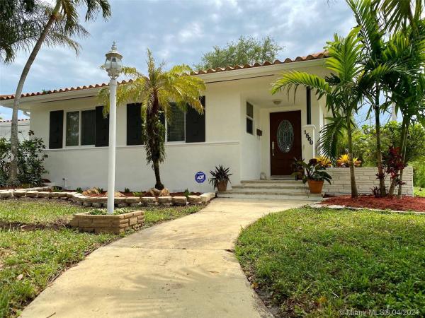 Coral Gables Country Club, 1560 Catalonia Ave, Coral Gables, Florida 33134, image 2