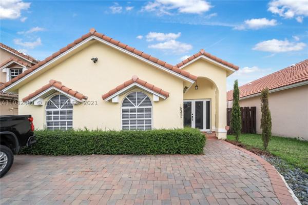 Meadow Homes, 15327 SW 53rd Ter, Kendall West, Florida 33185, image 1