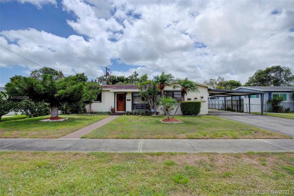 Bell Gardens, 2330 NW 191st Ter, Miami Gardens, Florida 33056, image 2