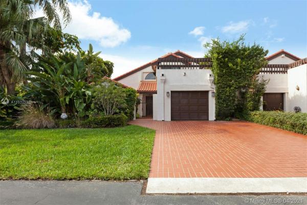 7821 SW 89th Ln, Kendall, Florida 33156, image 2