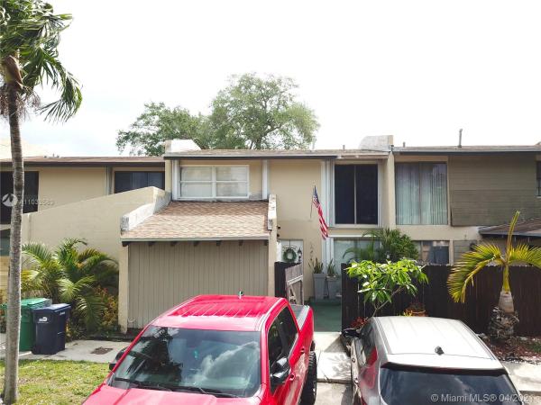 Snapper Creek Townhouses, 7105 SW 113th Ct #7105, Kendall, Florida 33173, image 2