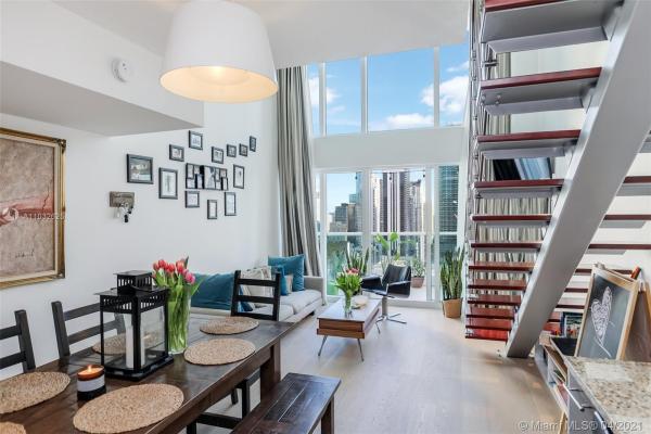 Brickell On The River South Tower, 41 SE 5th St #1806, Miami, Florida 33131, image 2