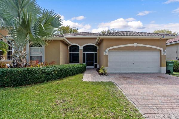 Keys Landing, 1921 SE 16th Ave, Homestead, Florida 33035, image 2