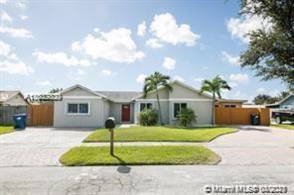 Richmond West No HOA, 14232 SW 155th St, Richmond West, Florida 33177, image 2