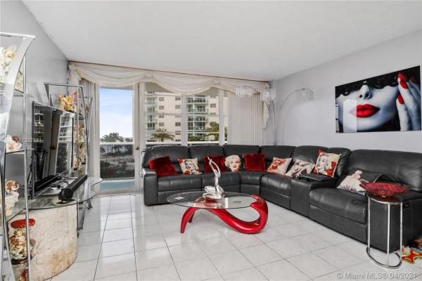3725 S Ocean Dr #414, Hallandale Beach, Florida 33019, image 2