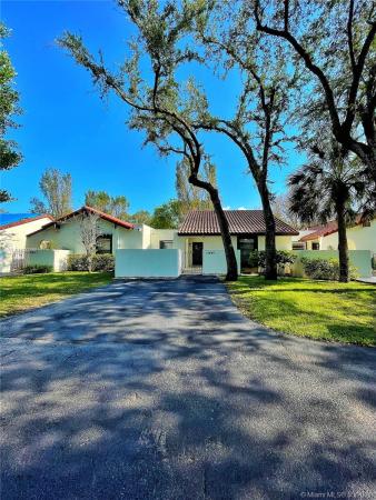 Town Villas In The Crossings, 13440 SW 111th Ter 0, The Crossings, Florida 33186, image 1