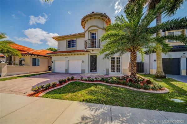 A B At Tamiami Trail, 2253 SW 153rd Path, University Park, Florida 33185, image 2