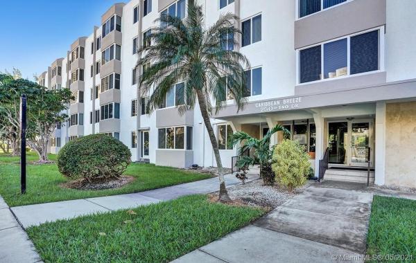 Caribbean Breeze, 250 180th Dr #355, Sunny Isles Beach, Florida 33160, image 2