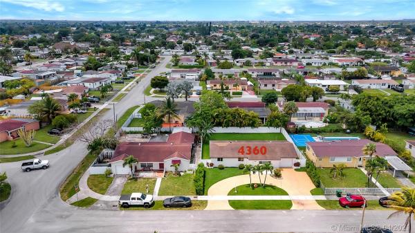 4360 SW 97th Pl, Olympia Heights, Florida 33165, image 2