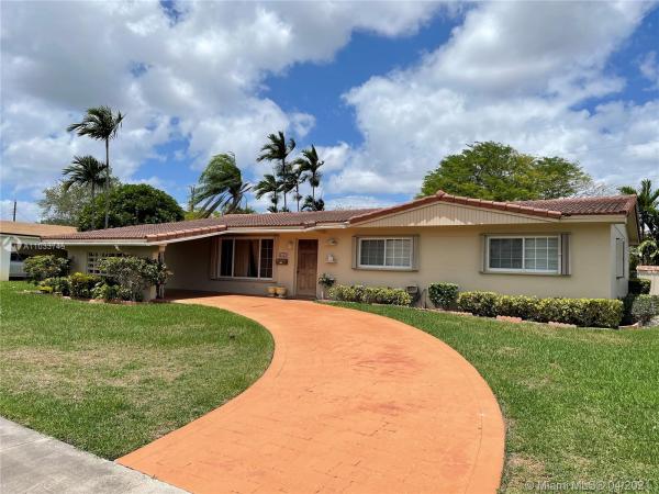 Heftler Homes Sunset Park, 9835 SW 81st St, Kendall, Florida 33173, image 2