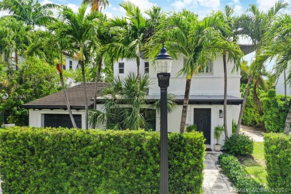 Sunset Lake, 2135 N Bay Rd, Miami Beach, Florida 33140, image 2