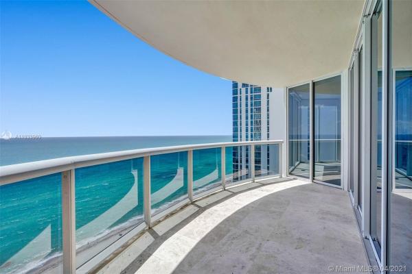 The Pinnacle, 17555 Collins Ave #2403, Sunny Isles Beach, Florida 33160, image 2