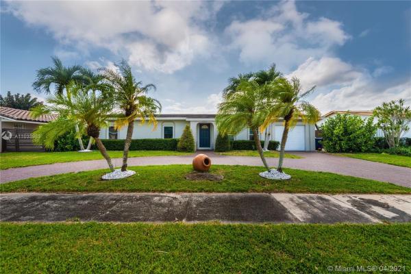 Winston Park, 7312 SW 134th Pl, Kendale Lakes, Florida 33183, image 1
