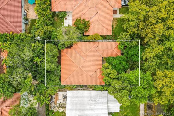 Granada, 1424 Ortega Ave, Coral Gables, Florida 33134, image 2
