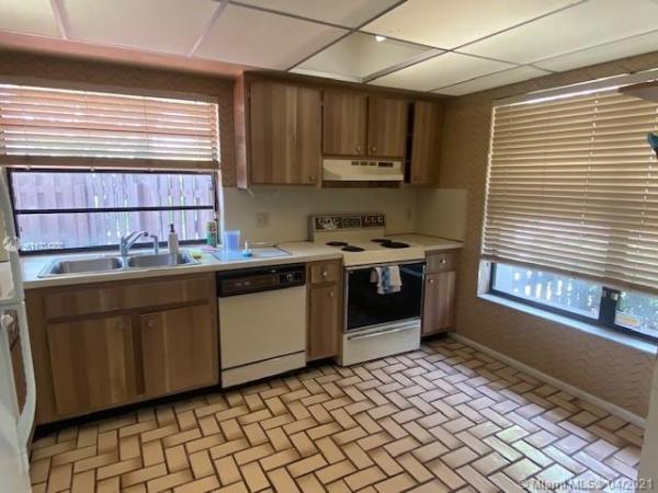 Village Homes In The Crossings, 13233 SW 110th Ter #17-1, The Crossings, Florida 33186, image 2