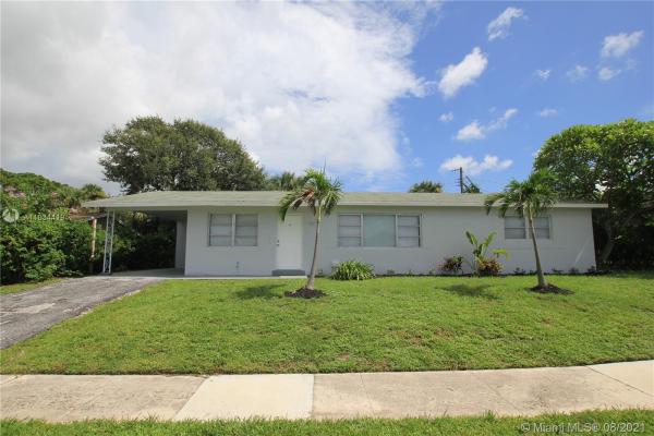 Datura Park South, 1632 N 25th Ct, Riviera Beach, Florida 33404, image 2