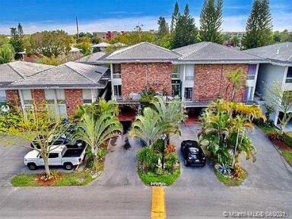 Country Club Of Miami, 6728 Brookline Dr #6728, Country Club, Florida 33015, image 2