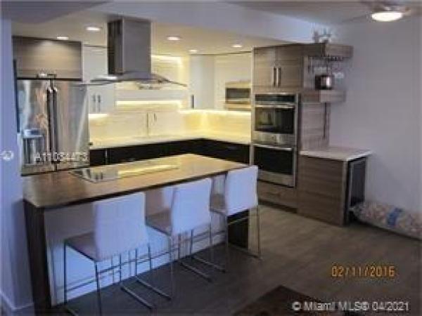 Oceanview A, 19390 Collins Ave #424, Sunny Isles Beach, Florida 33160, image 2