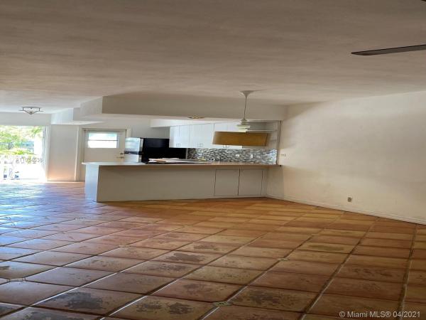 Santona, 6580 Santona St #A23, Coral Gables, Florida 33146, image 2