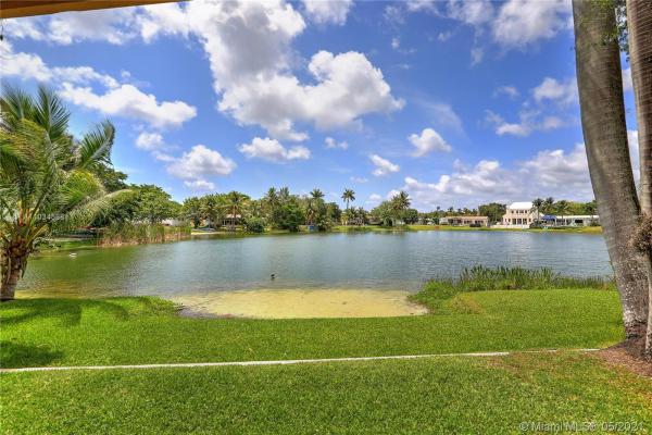 6420 SW 50th St, Unincorporated Dade County, Florida 33155, image 2