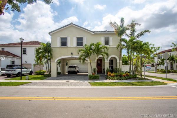 Kendall Commons Residential, 17058 SW 94th Ln, The Hammocks, Florida 33196, image 2