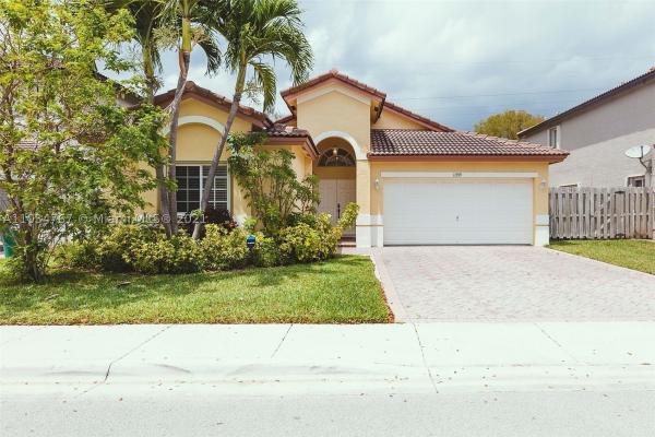 Bonita Lakes, 11919 SW 133rd Ter, Three Lakes, Florida 33186, image 2