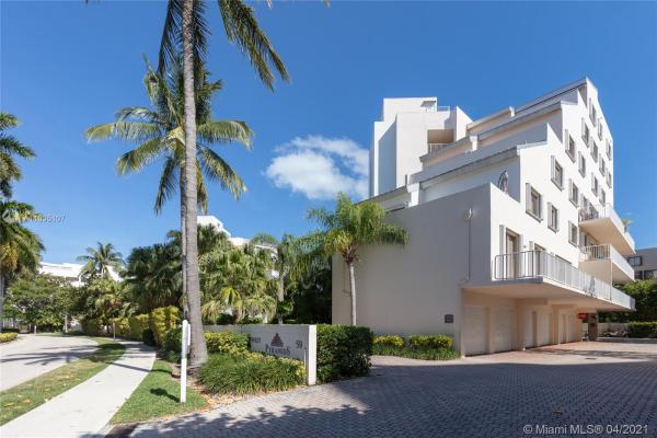 The Pyramids At Key Biscayne, 50 Ocean Lane Dr #204, Key Biscayne, Florida 33149, image 2