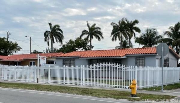 1970 Delaware Pkwy, Miami, Florida 33125, image 2