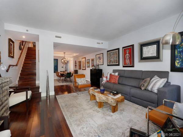 The New French Village, 614 Valencia Ave #103, Coral Gables, Florida 33134, image 2