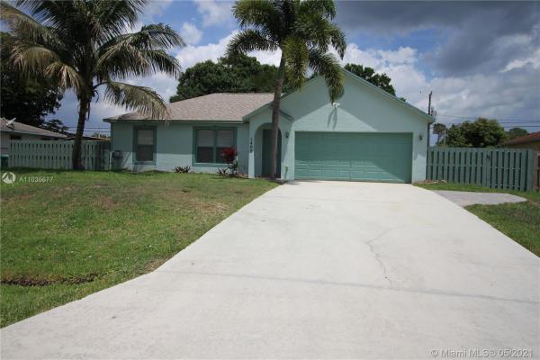 1409 SW Goodman Ave, Florida 34953, image 2