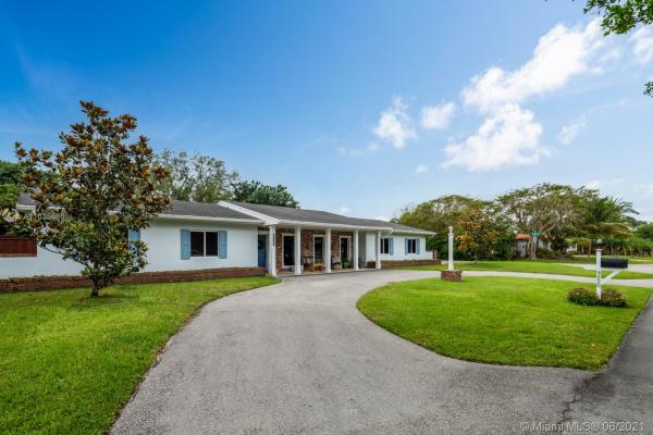 Ranchero Manors, 9220 SW 124th St, Kendall, Florida 33176, image 1