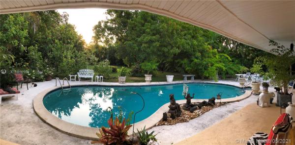 Ehmann Homesites, 10625 SW 82nd Ave, Kendall, Florida 33156, image 2