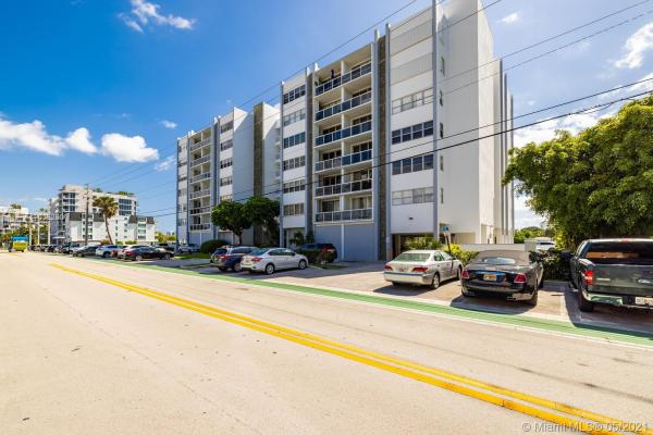 London Towers, 9381 E Bay Harbor Dr #502N, Bay Harbor Islands, Florida 33154, image 2