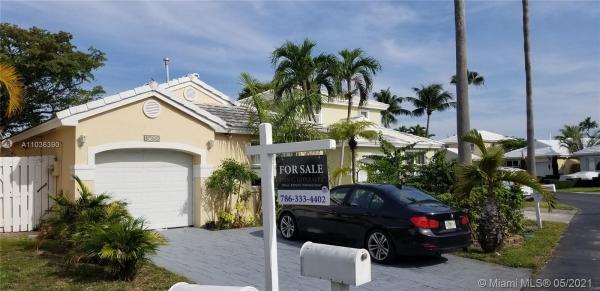 Meadow Homes, 4762 SW 154th Ave, Kendall West, Florida 33185, image 1
