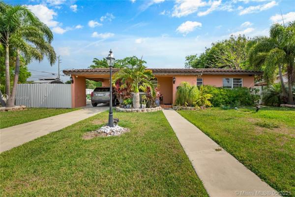 Sky Vista, 1611 NE 9th St, Homestead, Florida 33033, image 2