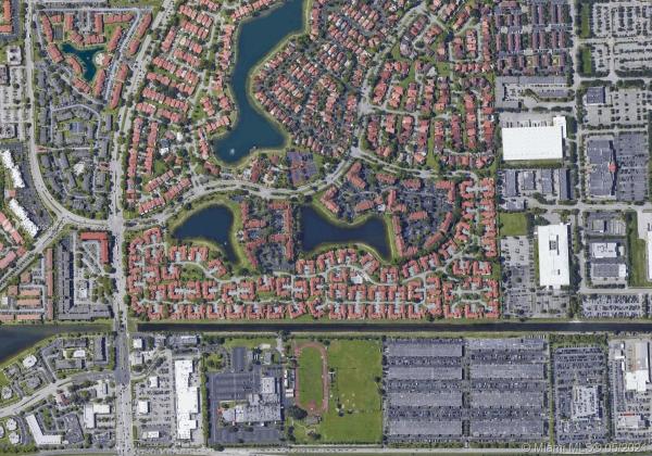 Villa Homes At The Moors, 6255 NW 171st St #6255, Country Club, Florida 33015, image 2